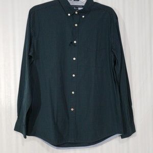 Nwot Tommy Hilfiger button down shirt